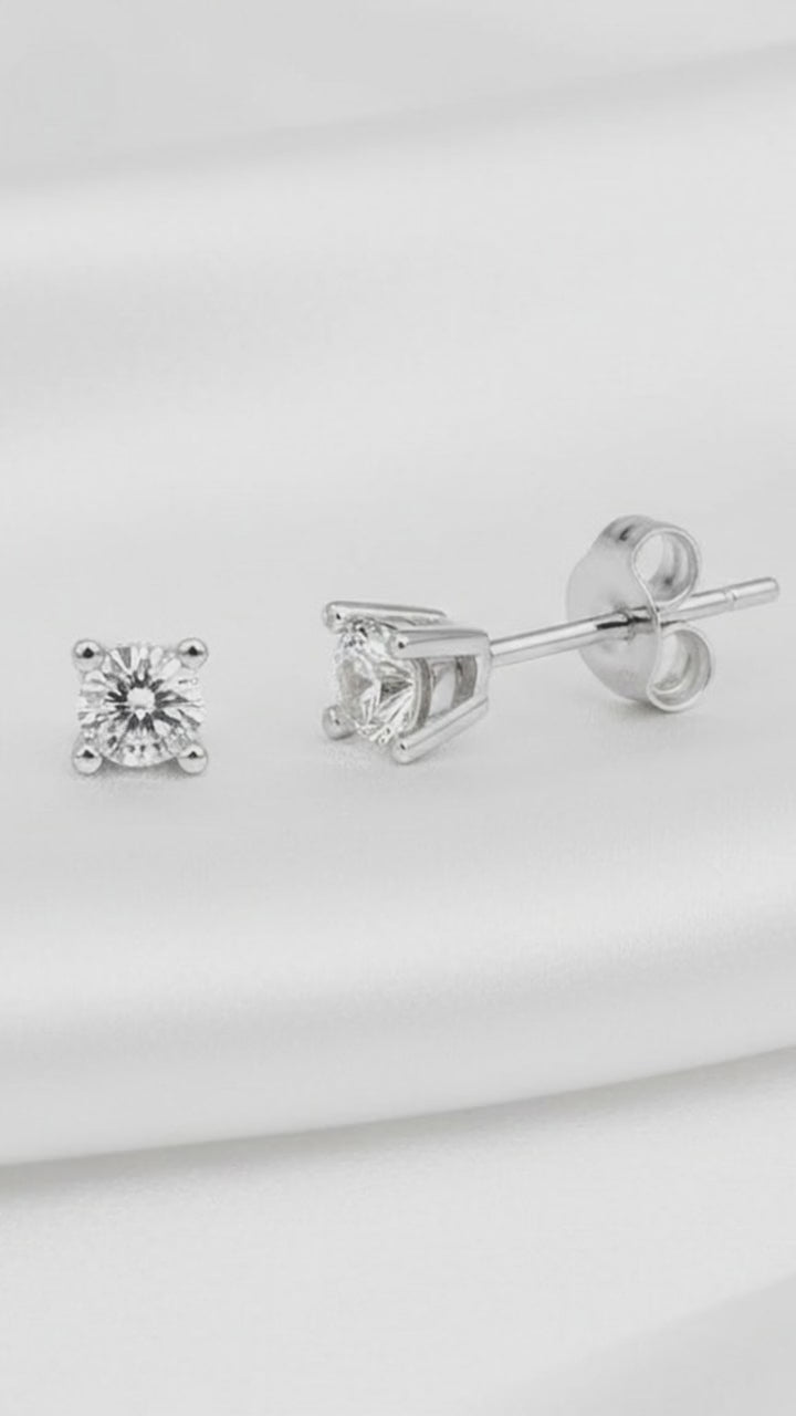 BRINCO PONTO DE LUZ MOISSANITE 3MM.